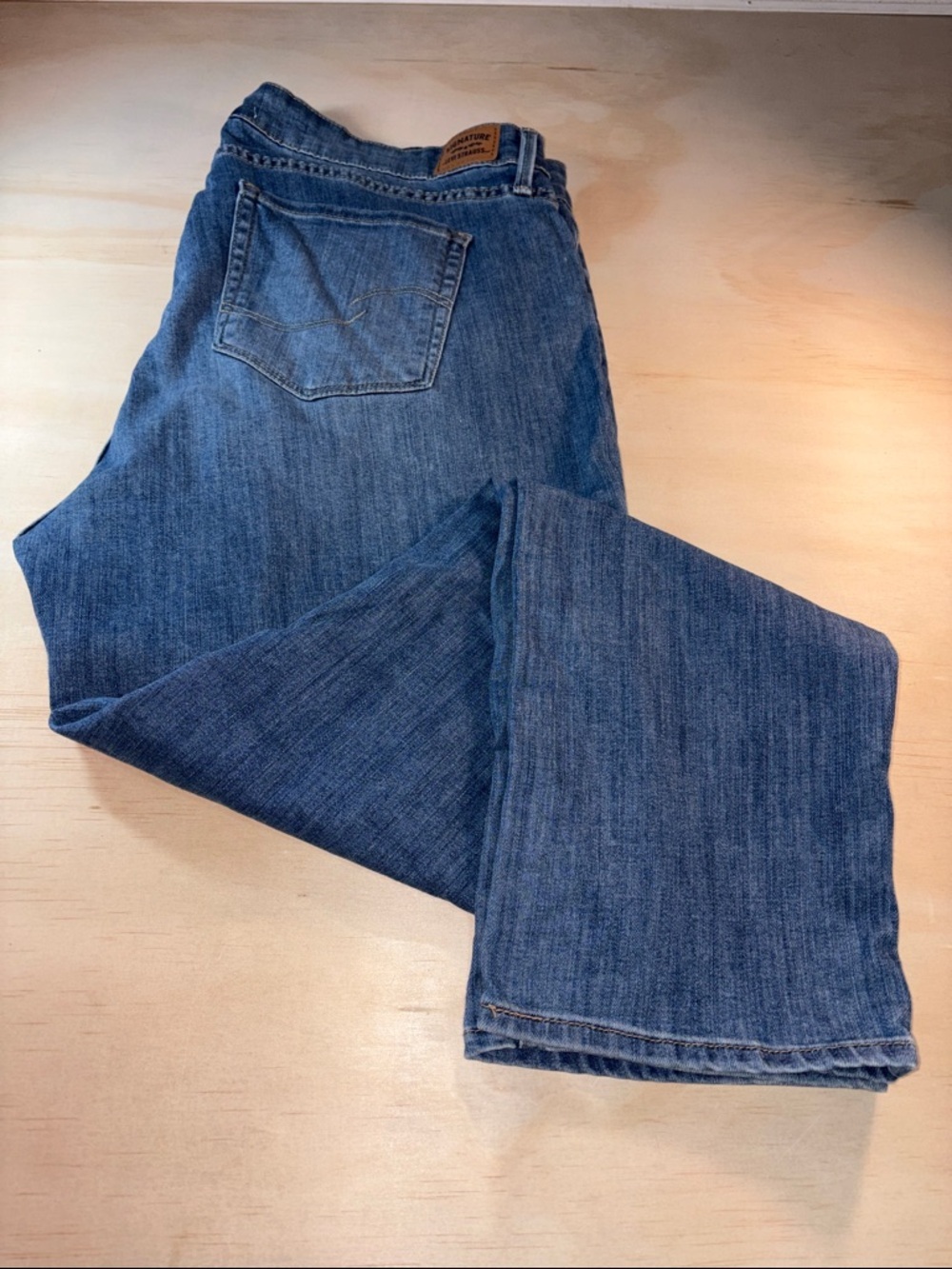 Levi’s Signature Distressed Classic Denim Sz 20